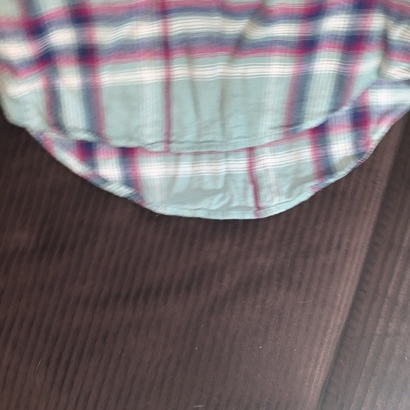 Mud flannel VNeck shirt size medium EUC - Picture 6 of 6